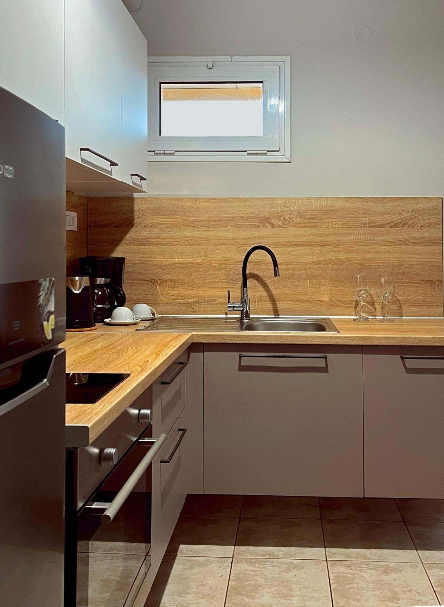 Panos Village Apartment